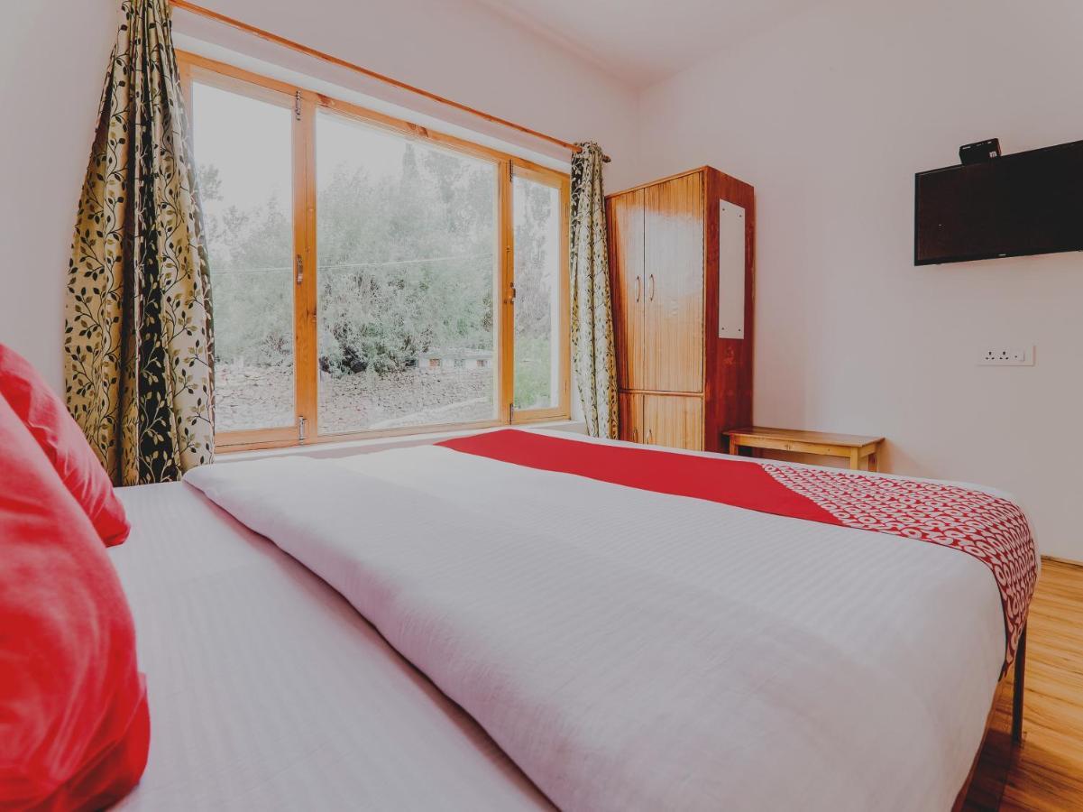 Oyo 72466 Hotel Yuvraj Shivpuri  Экстерьер фото